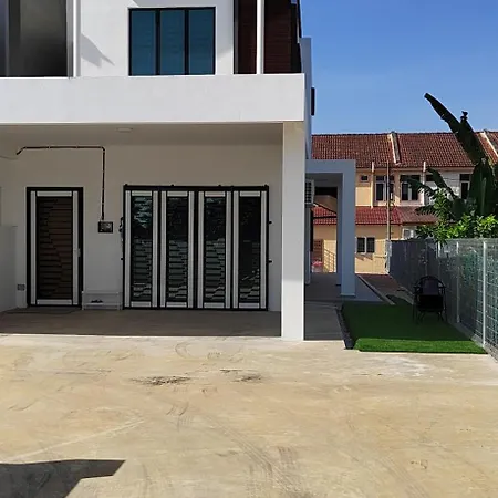 Mars Homestay